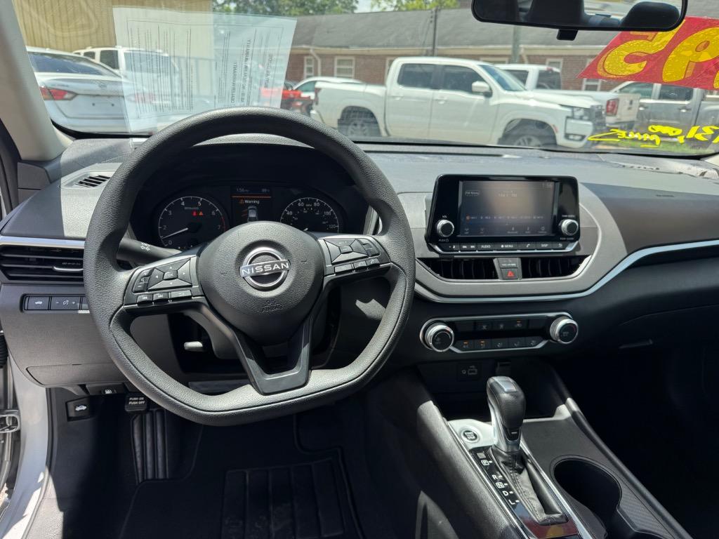 2023 Nissan Altima - $11,995