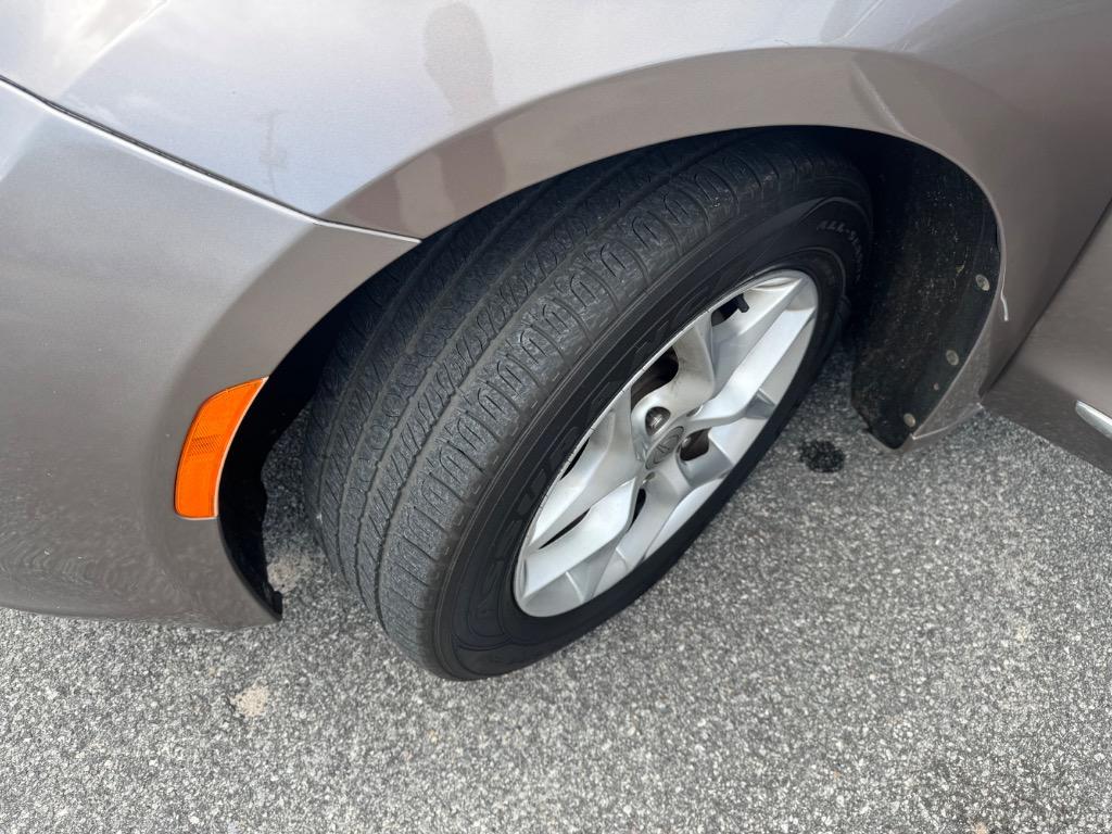 2017 Chrysler Pacifica - $9,995