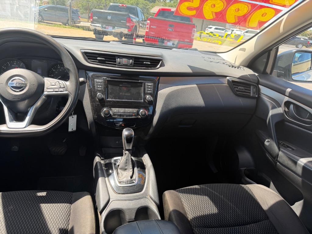 2020 Nissan Rogue - $9,995