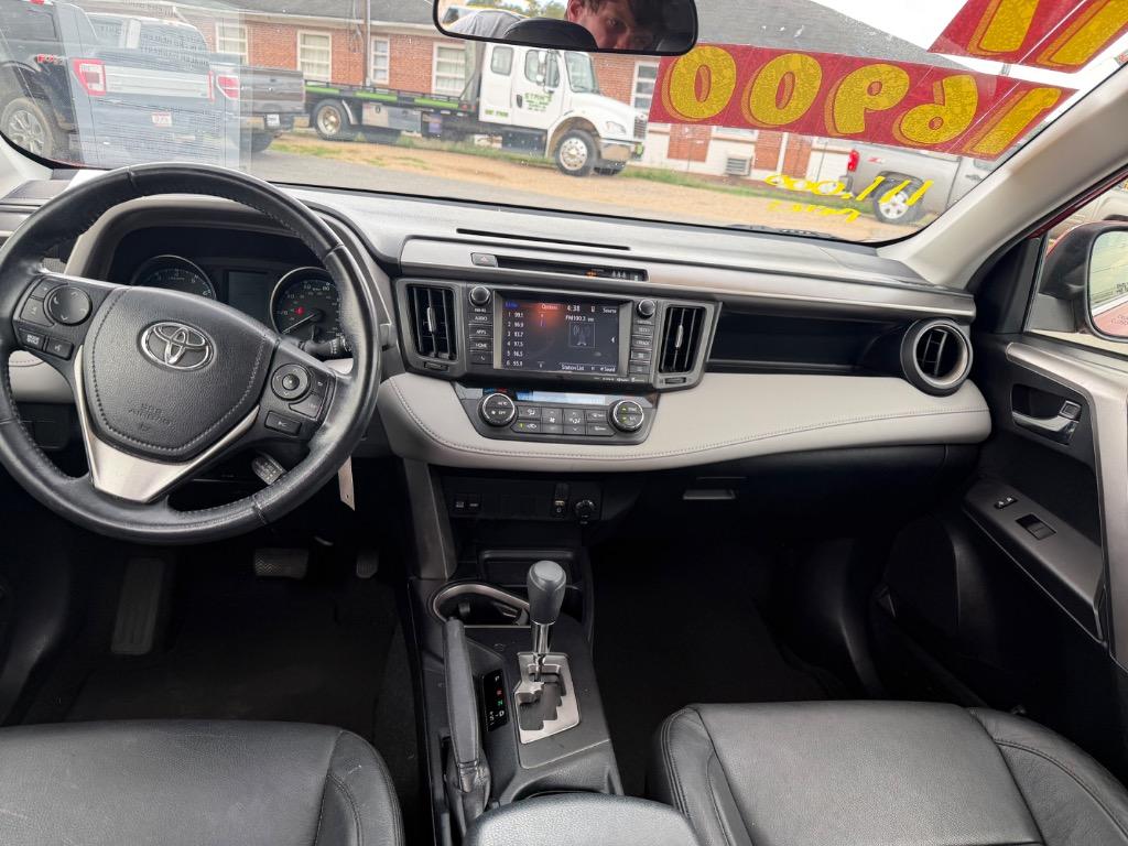 2017 Toyota RAV4 - $16,900
