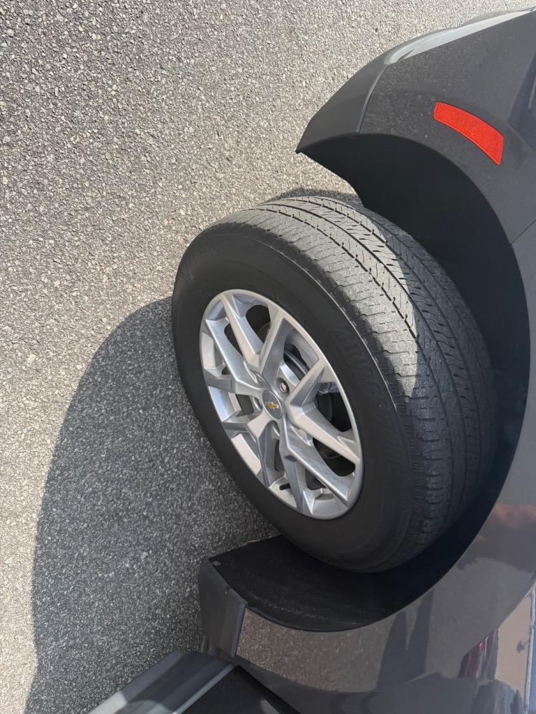 2022 Chevrolet Equinox - $11,995