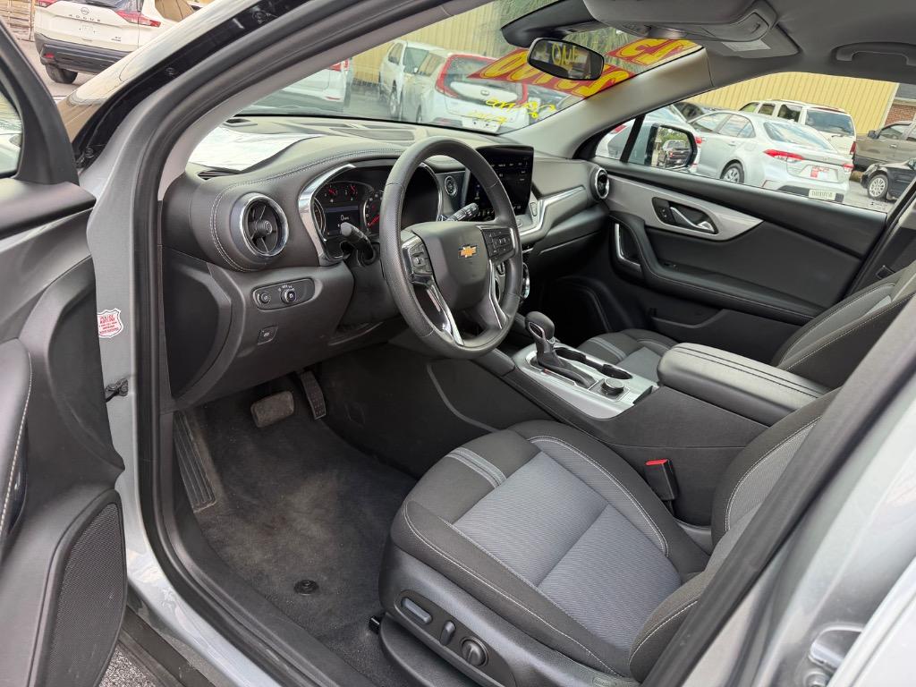 2025 Chevrolet Blazer - $25,900