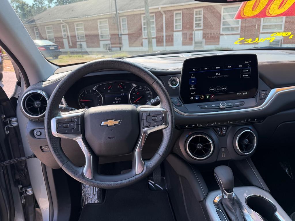 2025 Chevrolet Blazer - $24,900