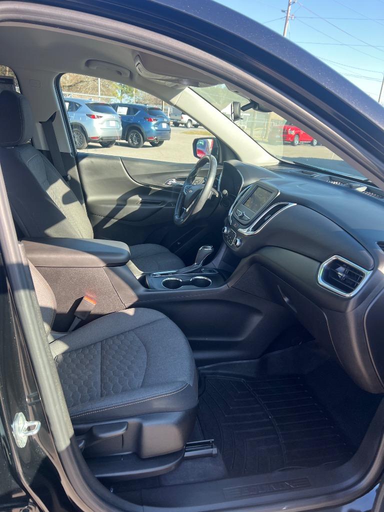 2020 Chevrolet Equinox LT photo