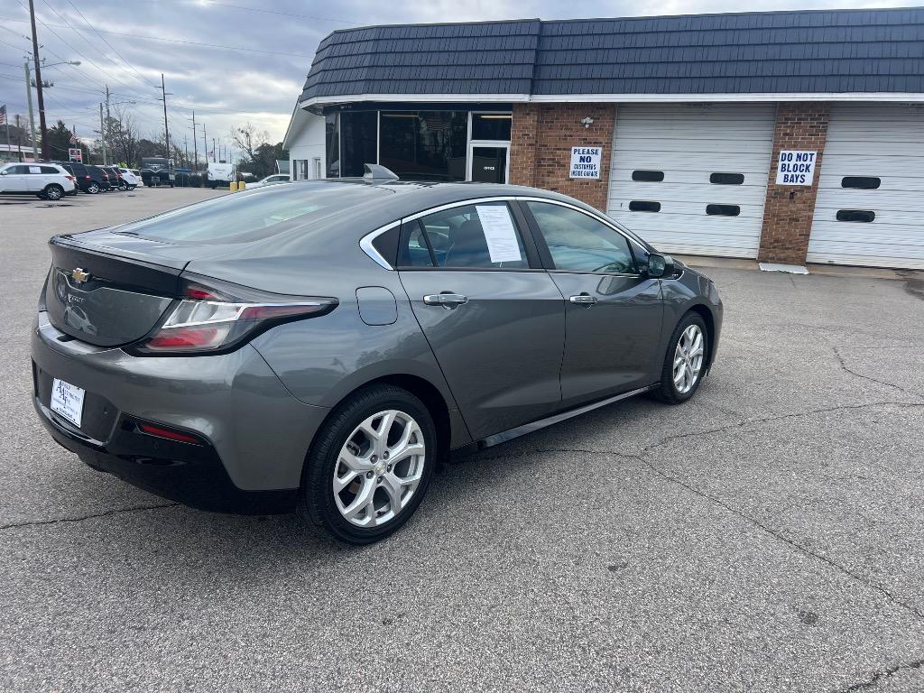 2017 Chevrolet Volt Premier photo