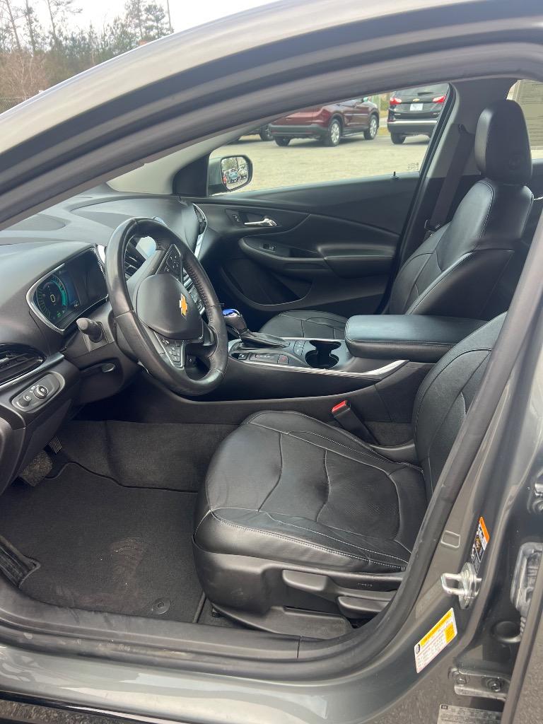 2017 Chevrolet Volt Premier photo