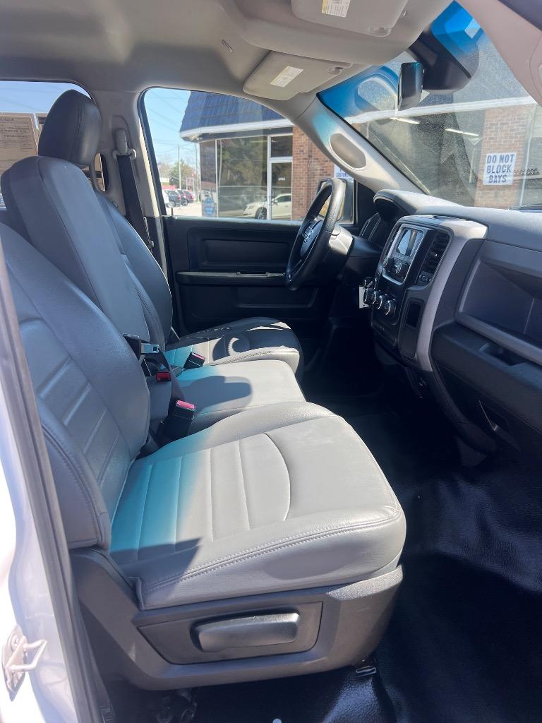 2018 RAM 1500 Tradesman photo