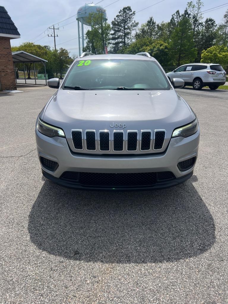2020 Jeep Cherokee - $13,990