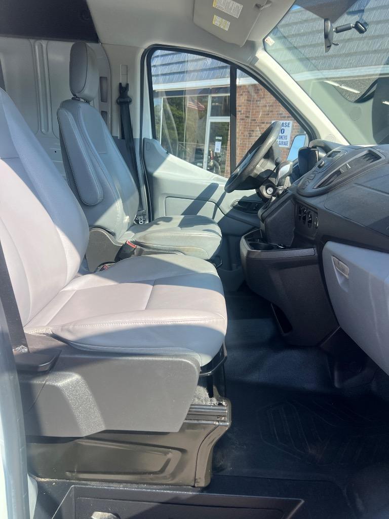 2015 Ford Transit - $14,990