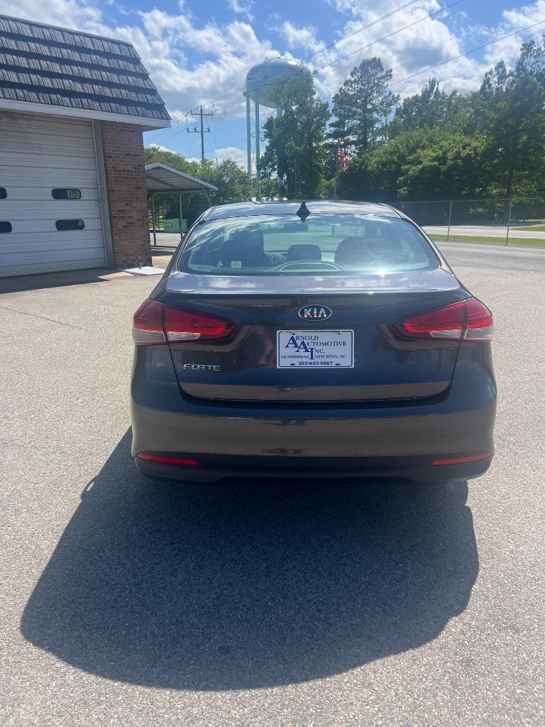 2018 Kia Forte - $10,990
