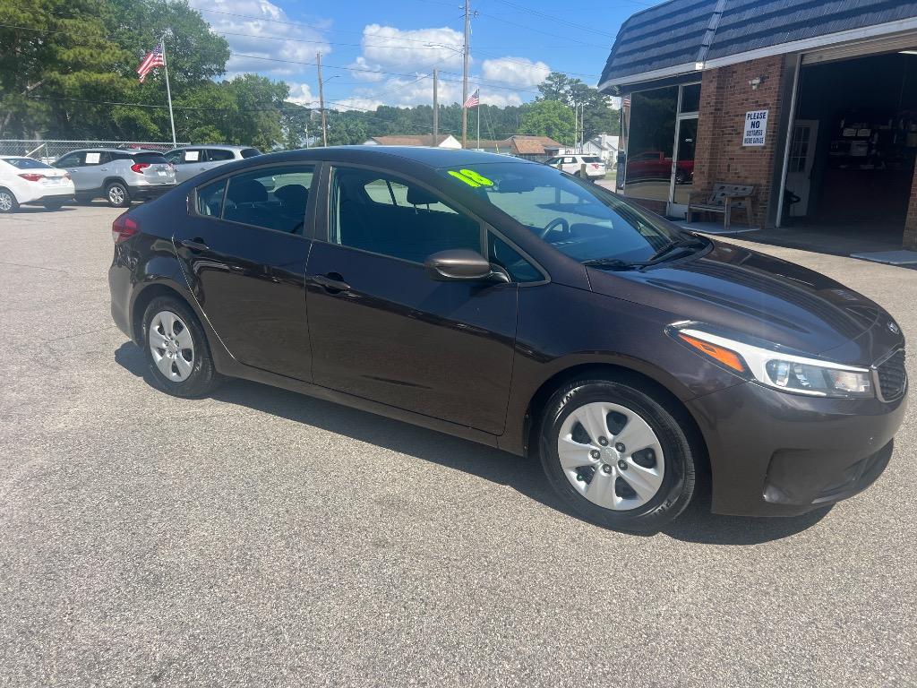 2018 Kia Forte - $10,990