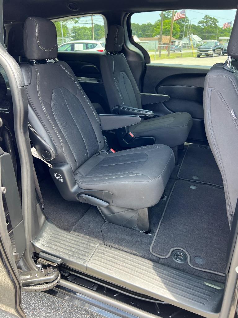 2023 Chrysler Pacifica - $19,990