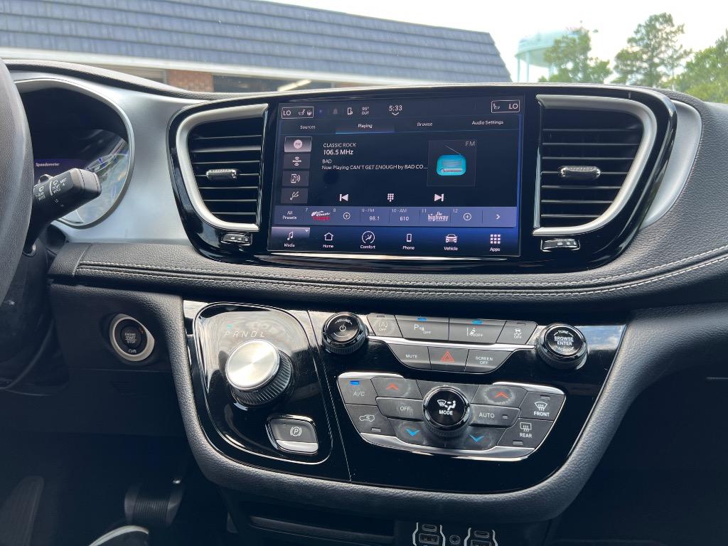 2023 Chrysler Pacifica - $19,990