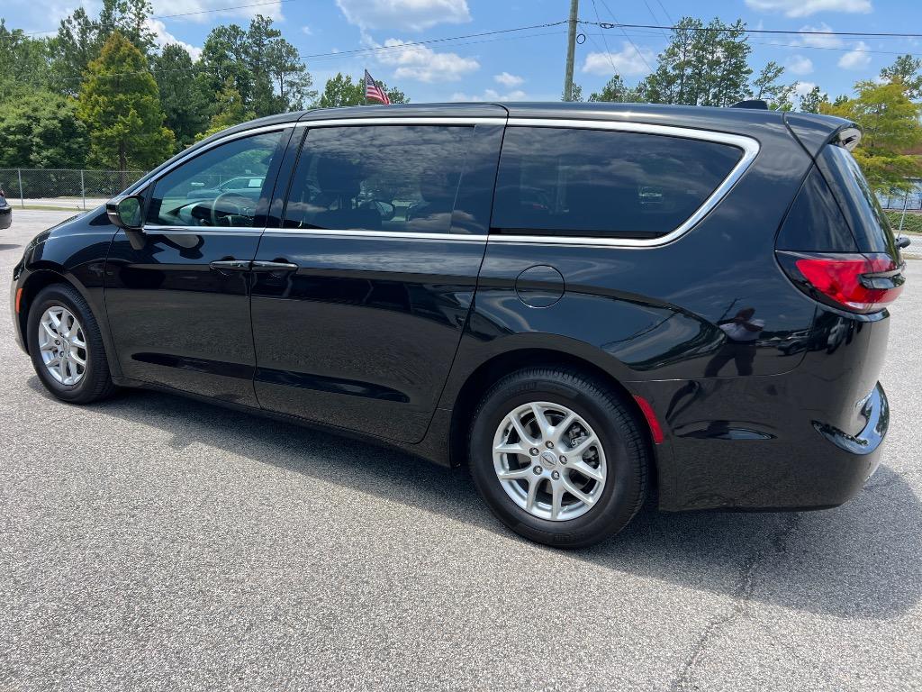 2023 Chrysler Pacifica - $19,990