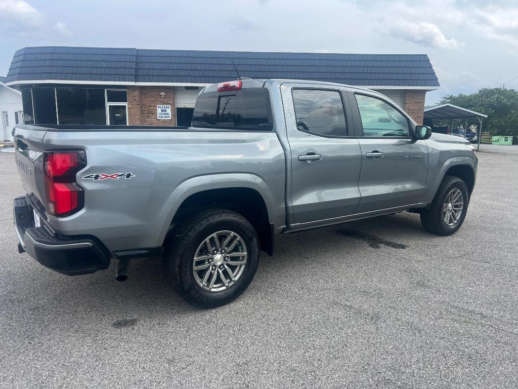 2023 Chevrolet Colorado - $33,990