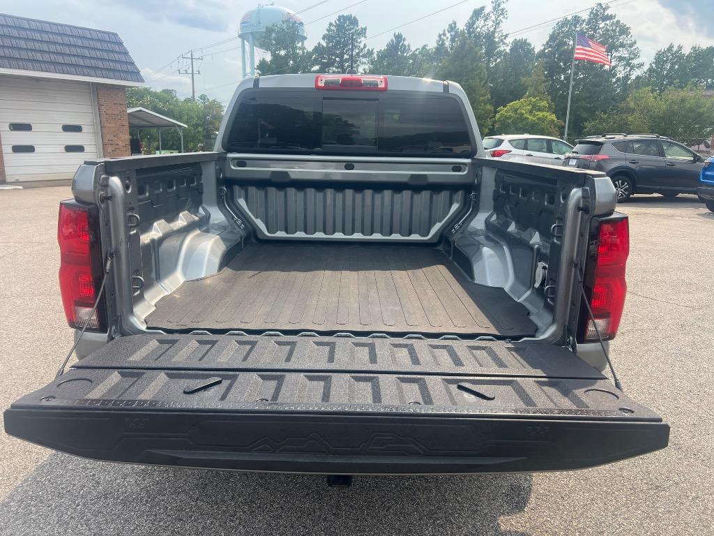 2023 Chevrolet Colorado - $33,990