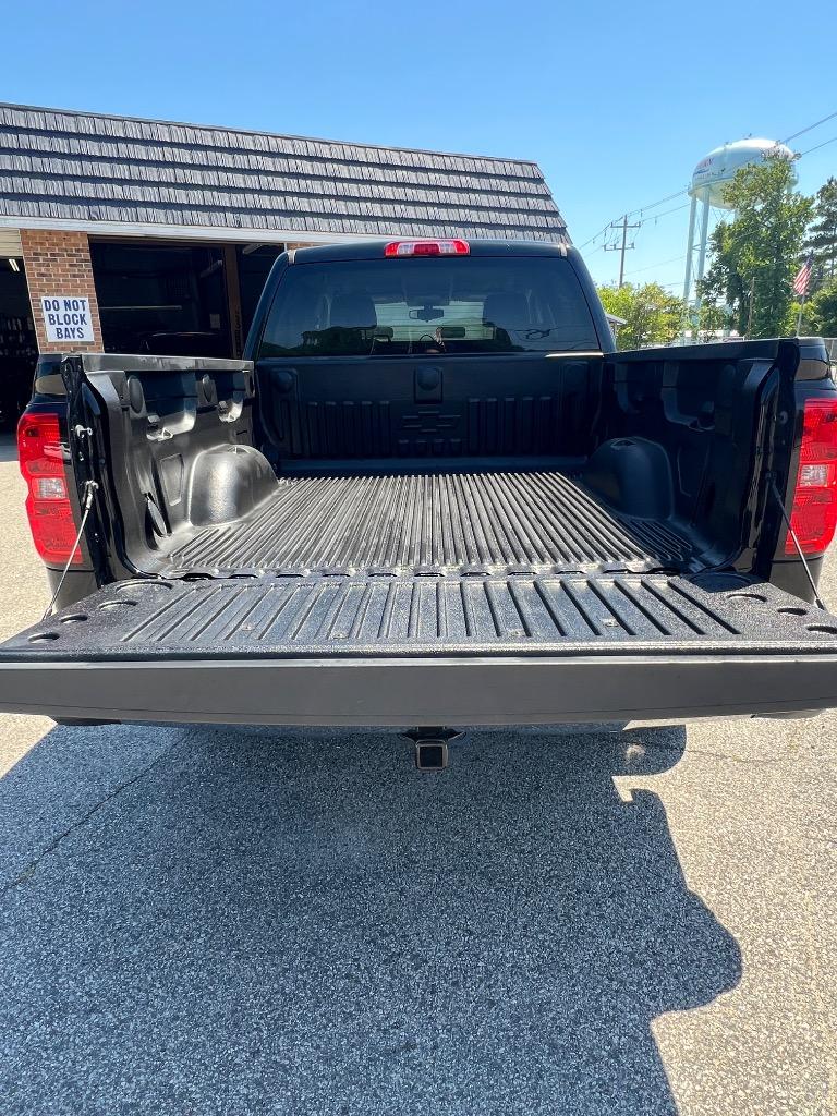 2017 Chevrolet Silverado 1500 - $23,990