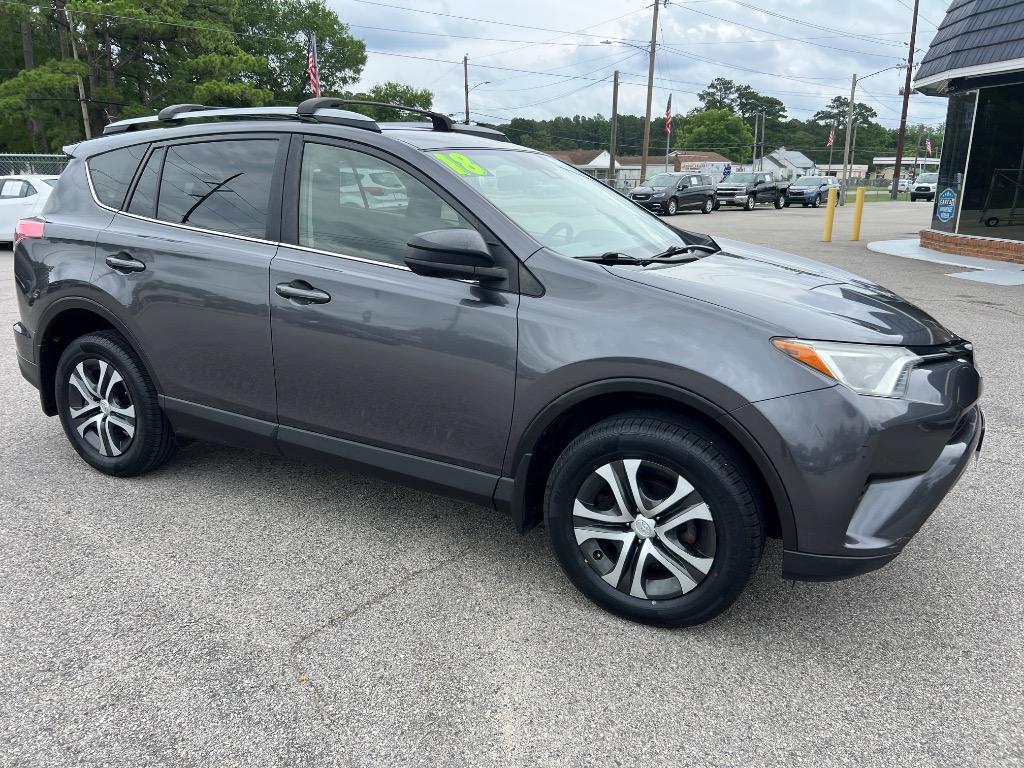 2018 Toyota RAV4 - $17,490