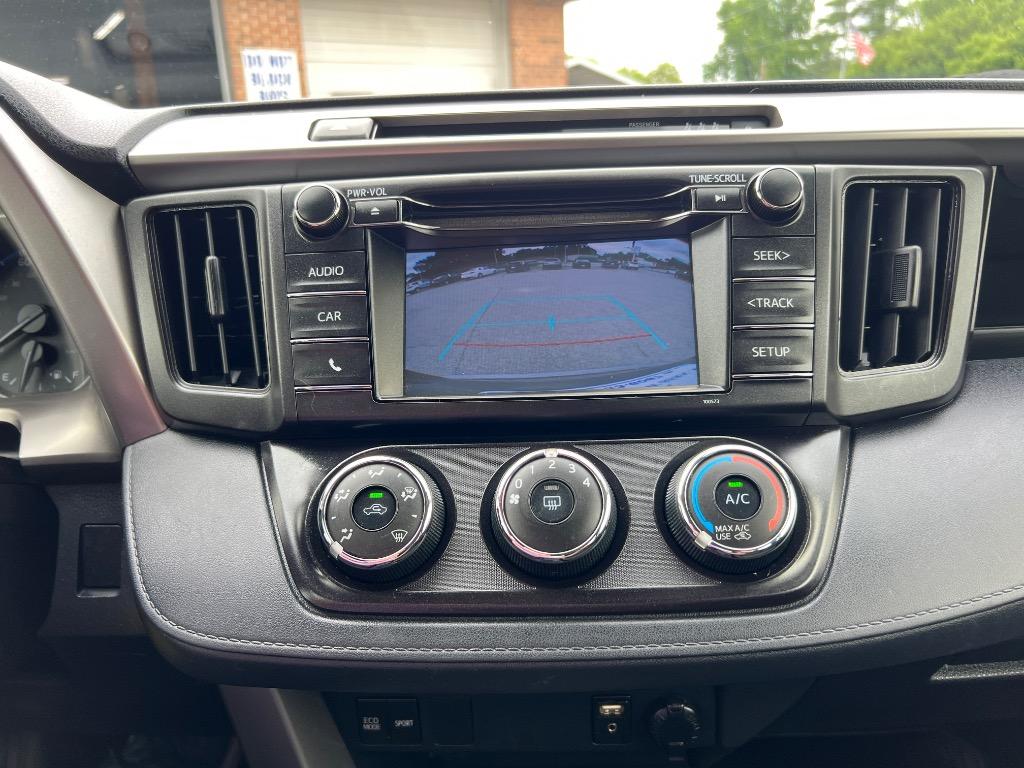 2018 Toyota RAV4 - $17,490