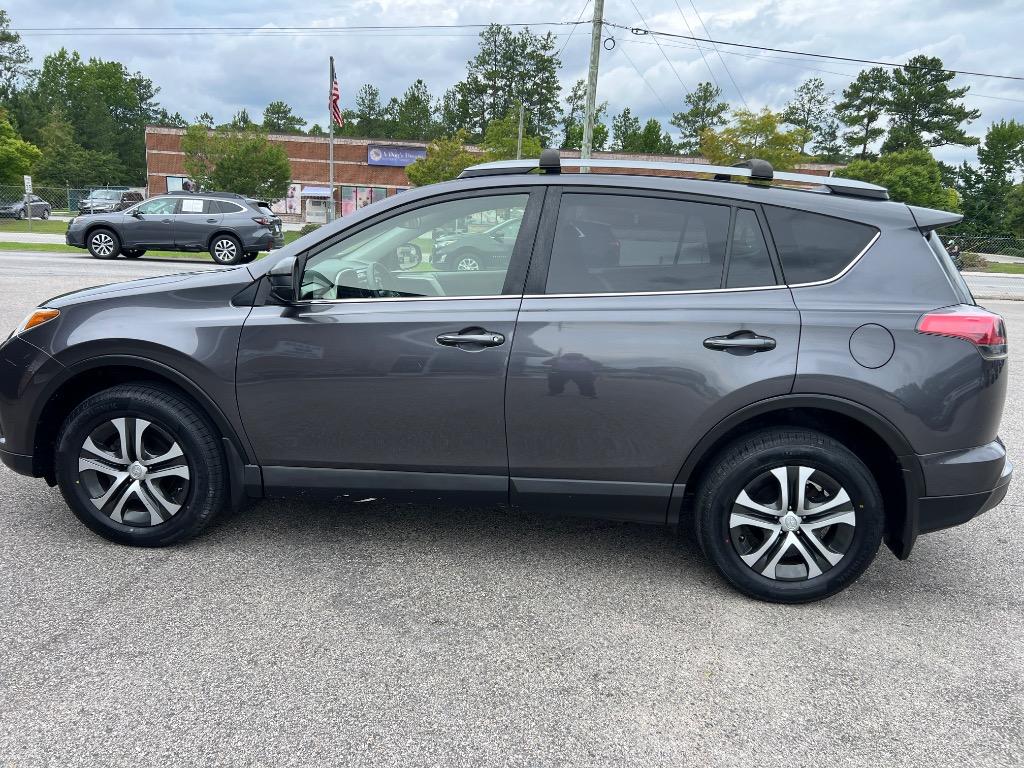 2018 Toyota RAV4 - $17,490