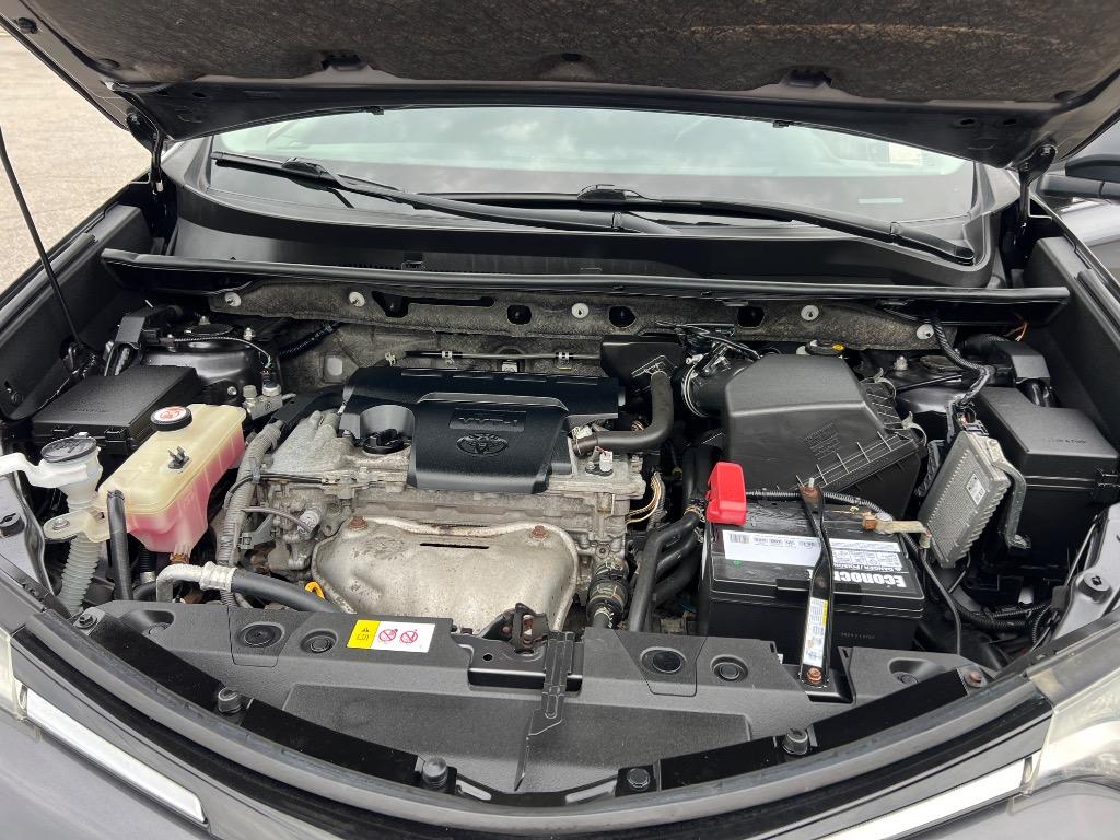 2018 Toyota RAV4 - $17,490