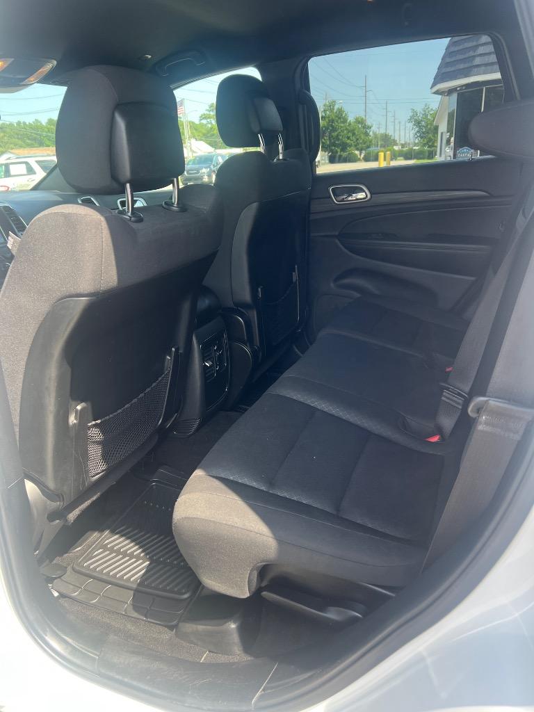 2019 Jeep Cherokee - $16,990