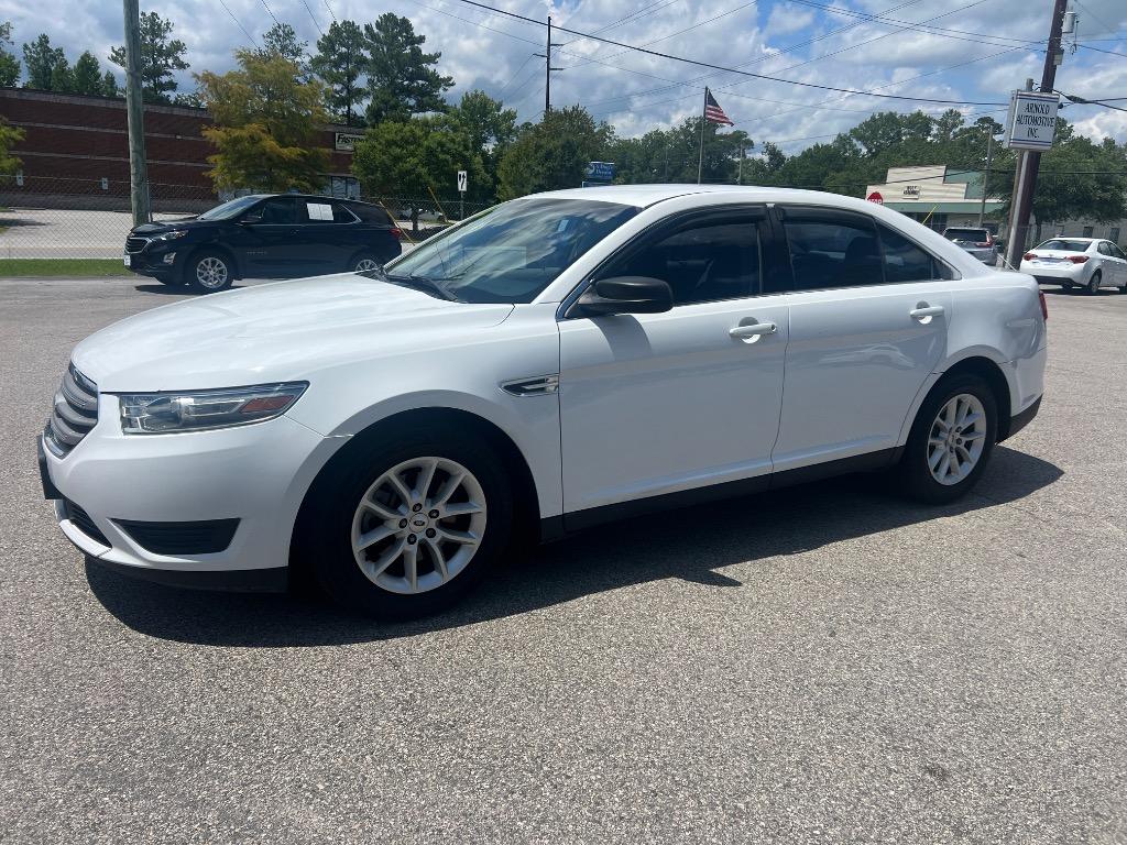 2013 Ford Taurus - $9,990