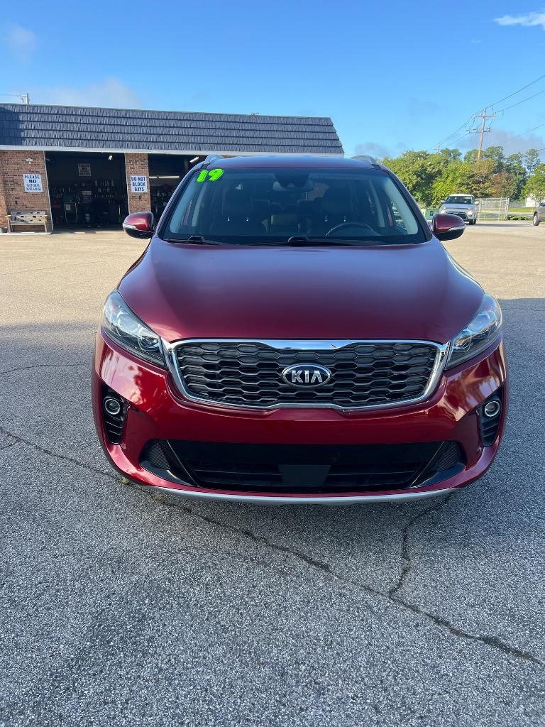 2019 Kia Sorento - $15,990