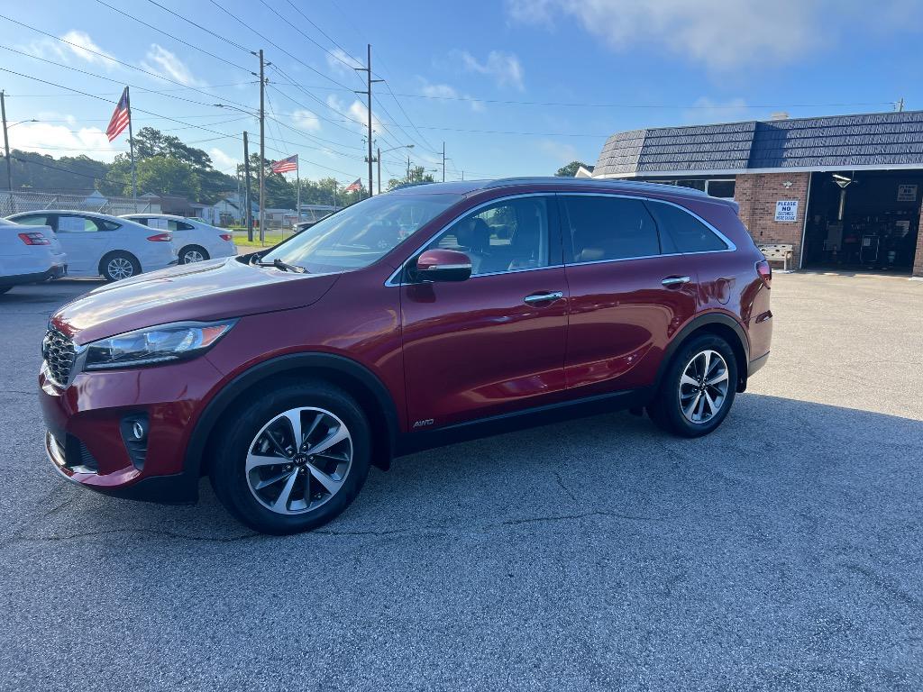 2019 Kia Sorento - $15,990