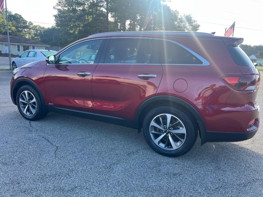 2019 Kia Sorento - $15,990