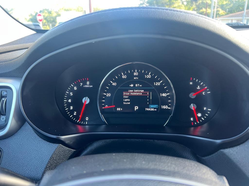 2019 Kia Sorento - $15,990