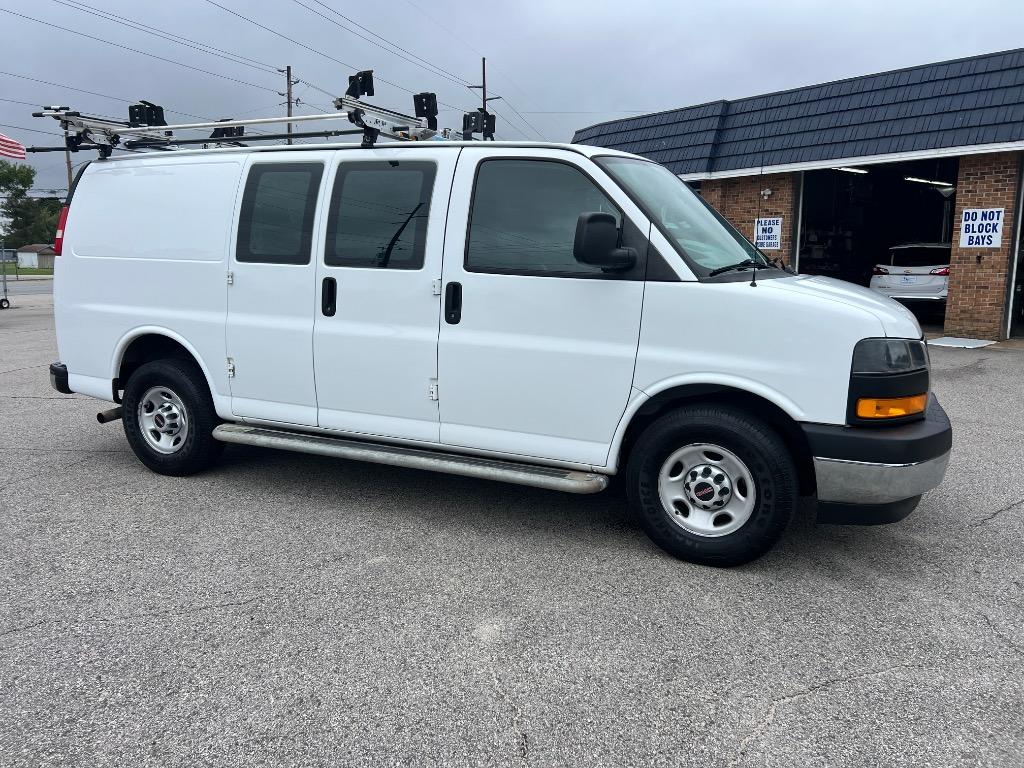 2018 GMC Savana - $13,990