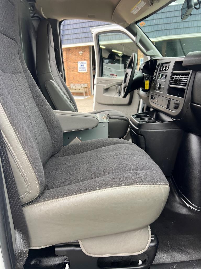 2018 GMC Savana - $13,990