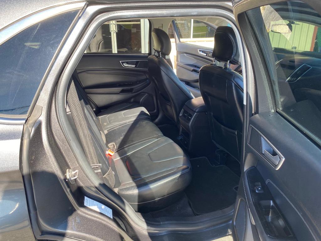 2017 Ford Edge