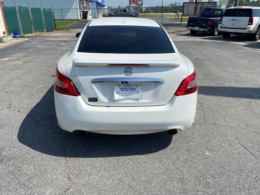 2010 Nissan Maxima
