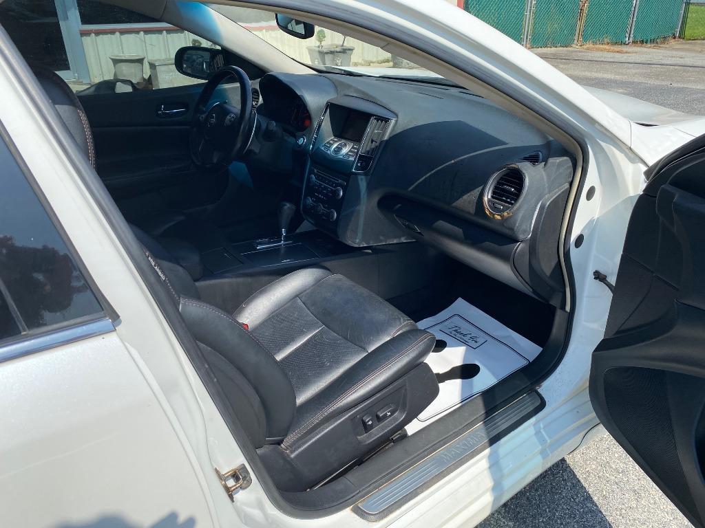 2010 Nissan Maxima