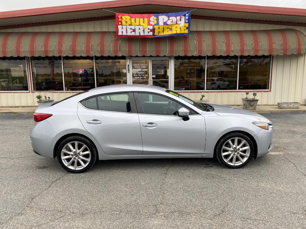 2017 MAZDA MAZDA3