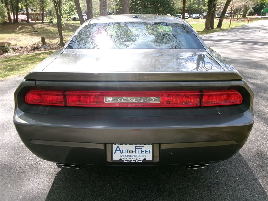 2009 Dodge Challenger R/T photo