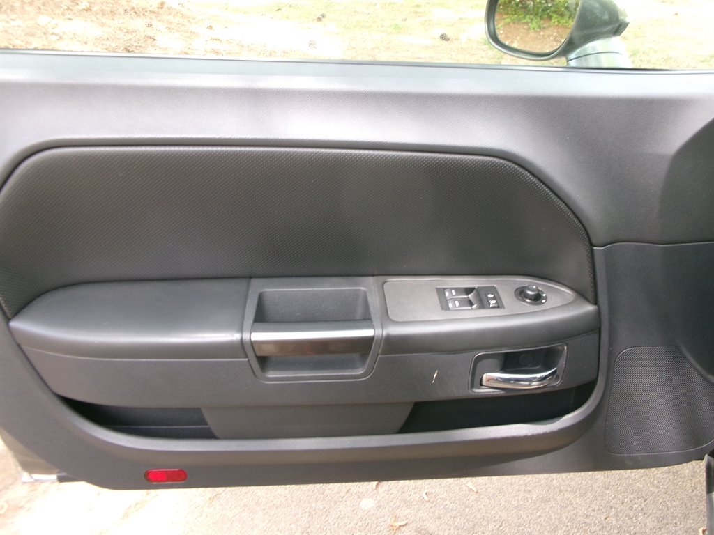 2009 Dodge Challenger R/T photo