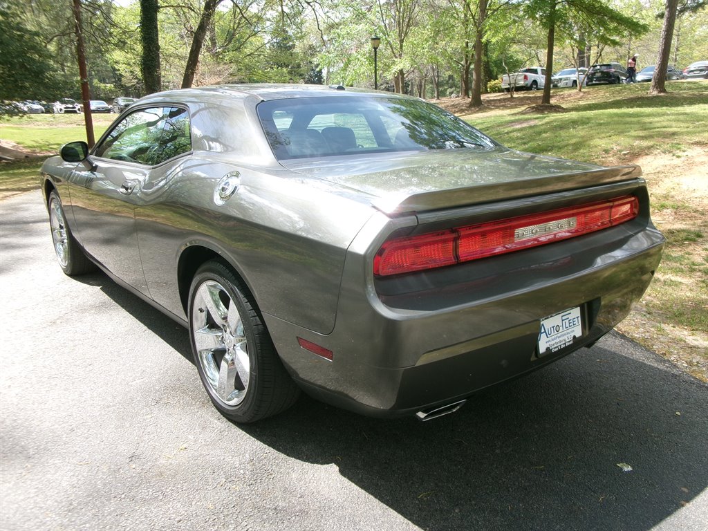 2009 Dodge Challenger R/T photo