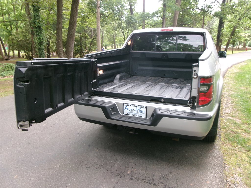 2014 Honda Ridgeline SE photo