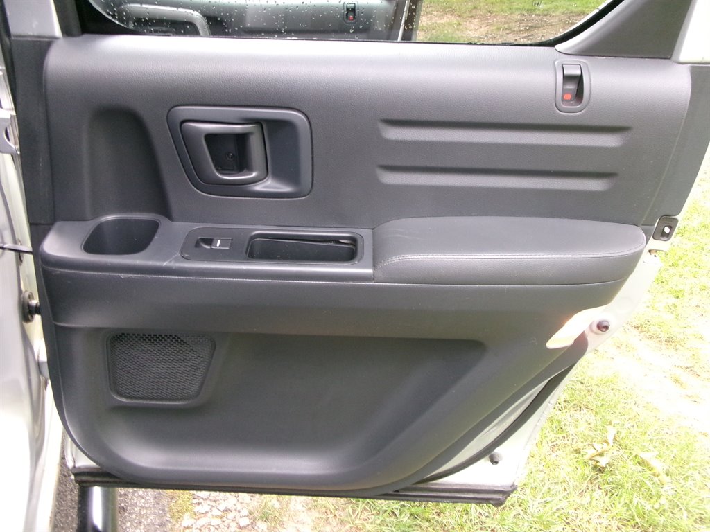 2014 Honda Ridgeline SE photo