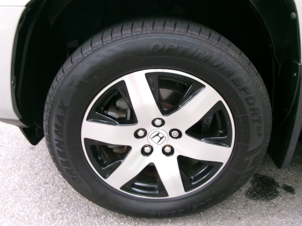 2014 Honda Ridgeline SE photo