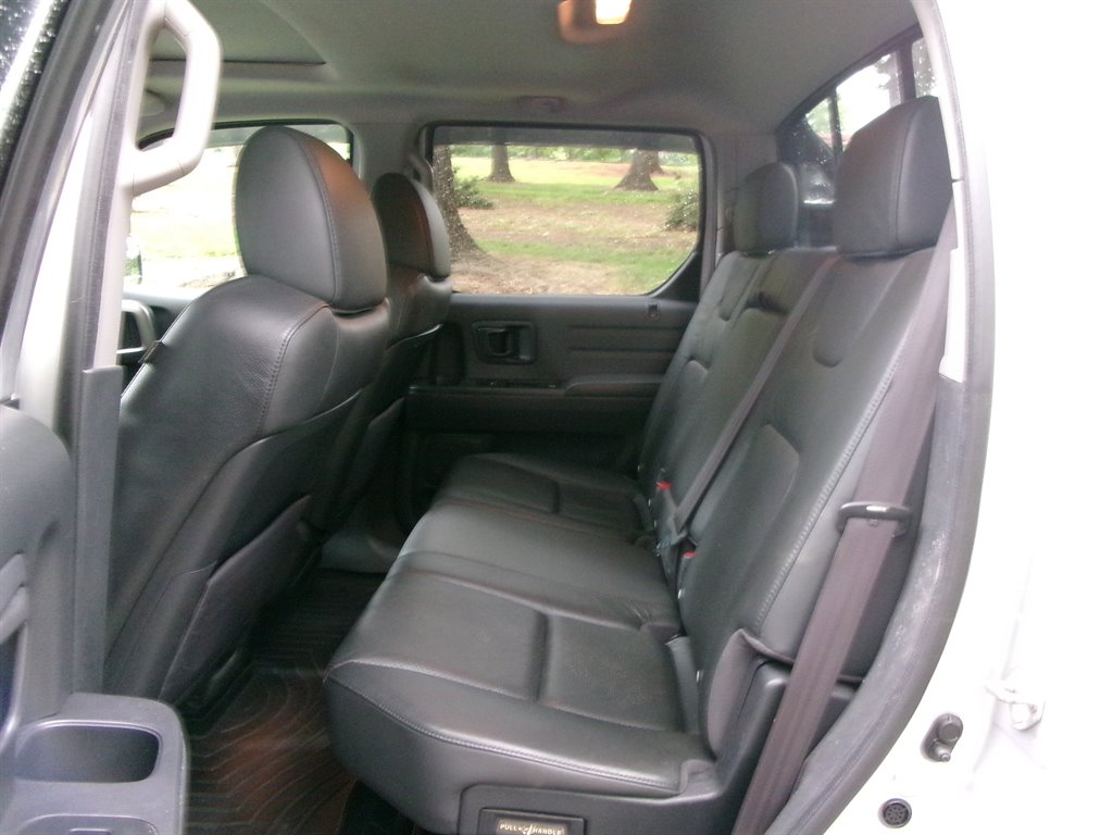 2014 Honda Ridgeline SE photo
