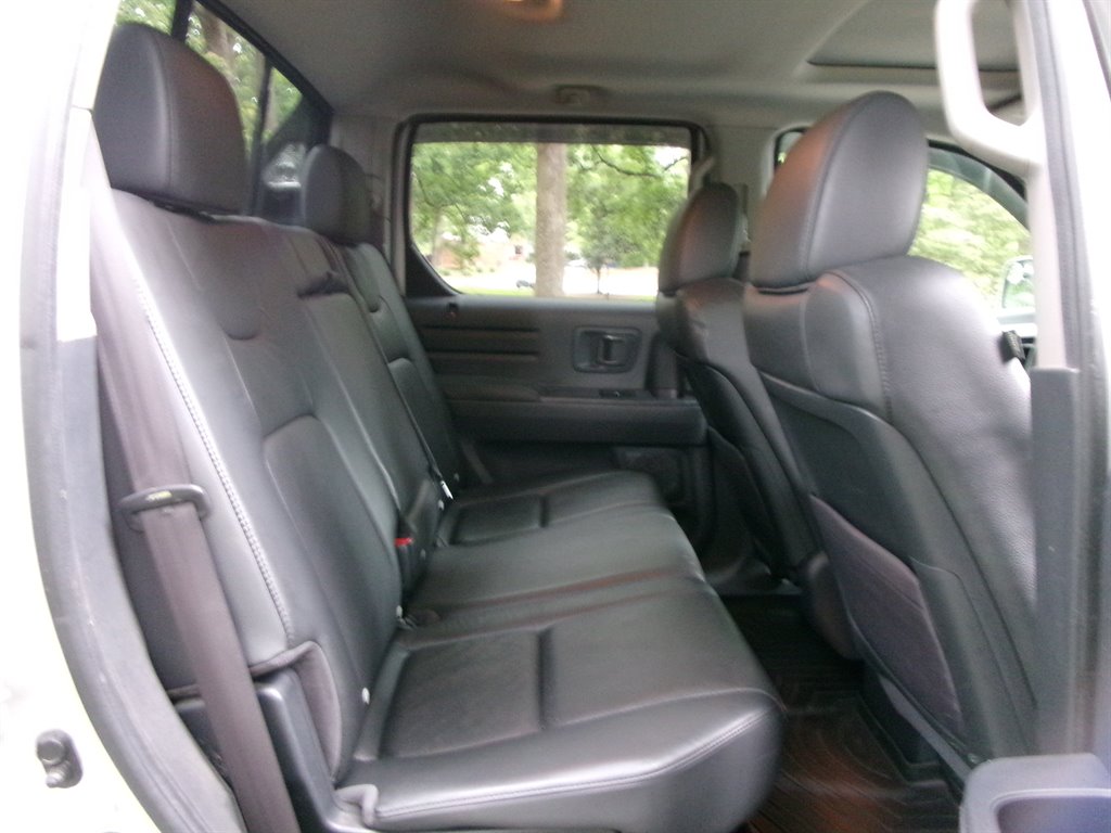 2014 Honda Ridgeline SE photo