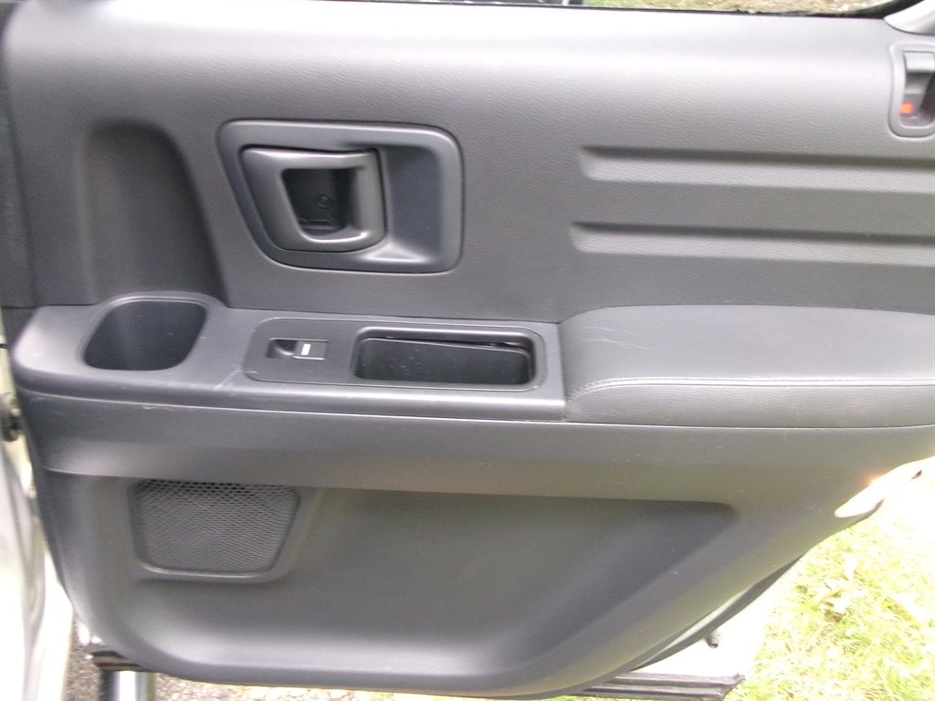 2014 Honda Ridgeline SE photo