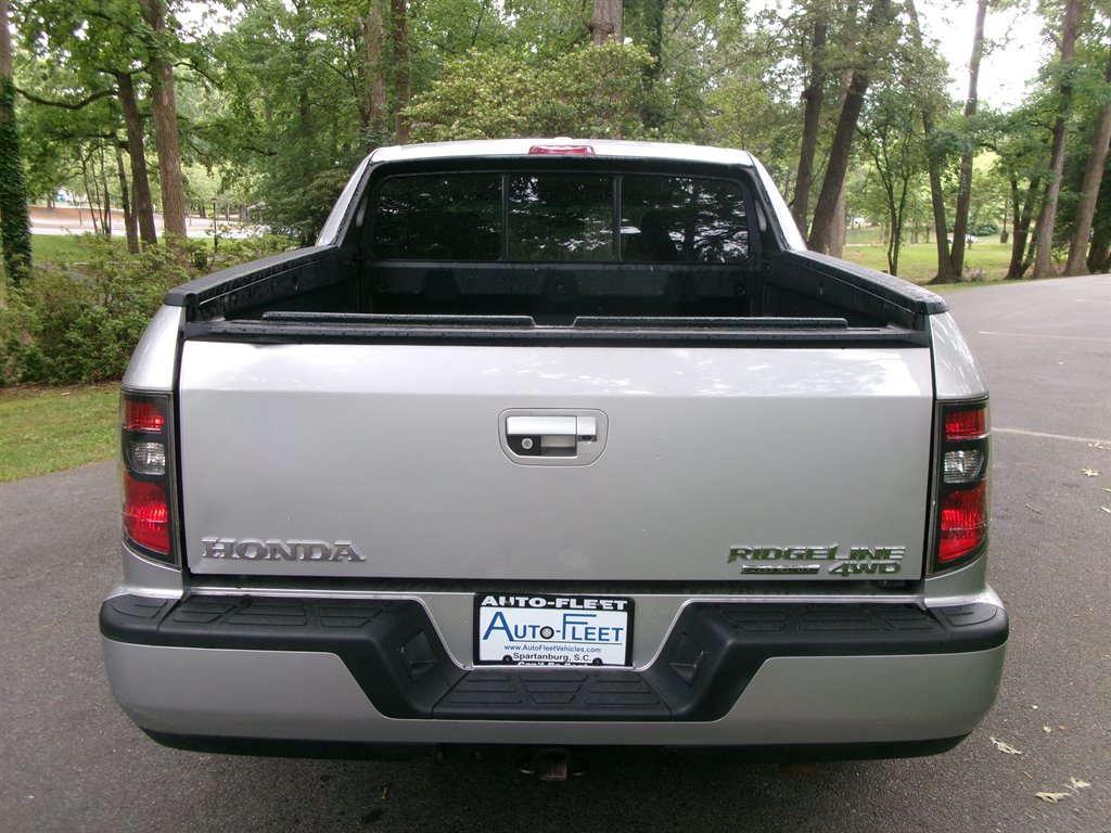 2014 Honda Ridgeline SE photo