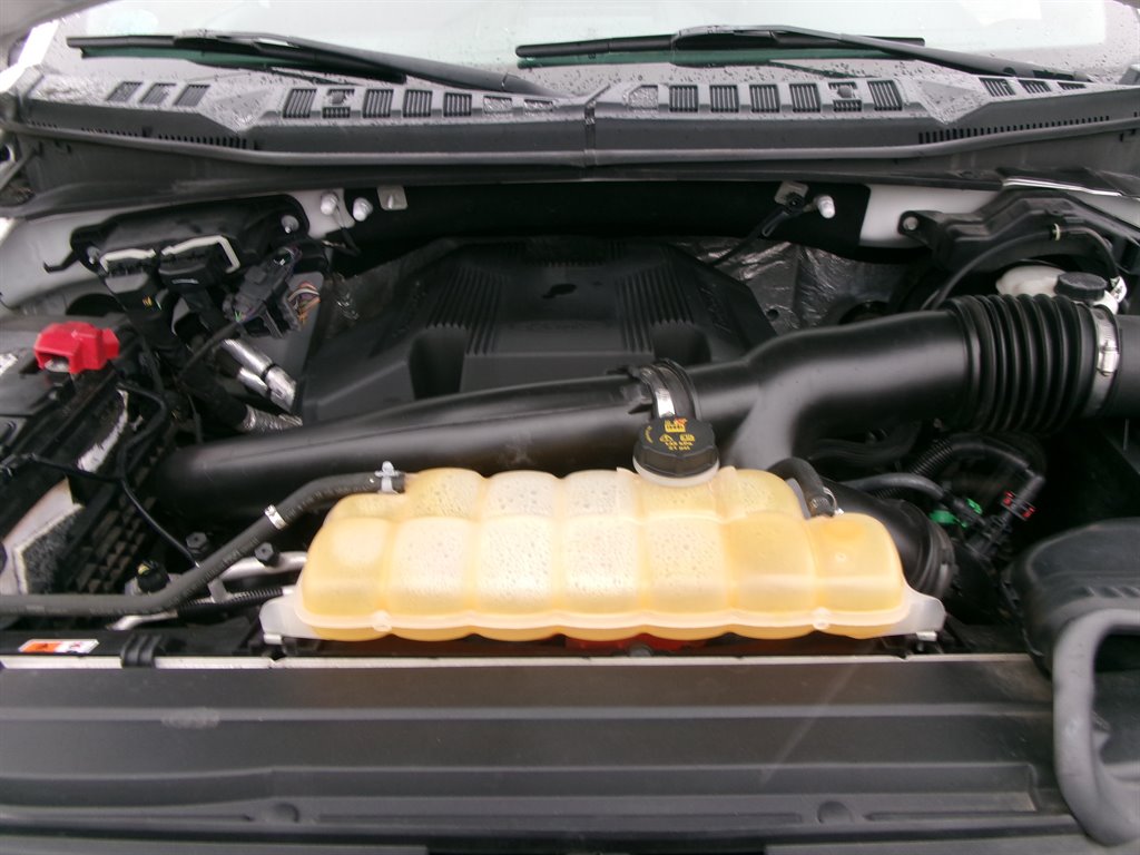 2018 Ford F150 XLT FX-4 4wd photo