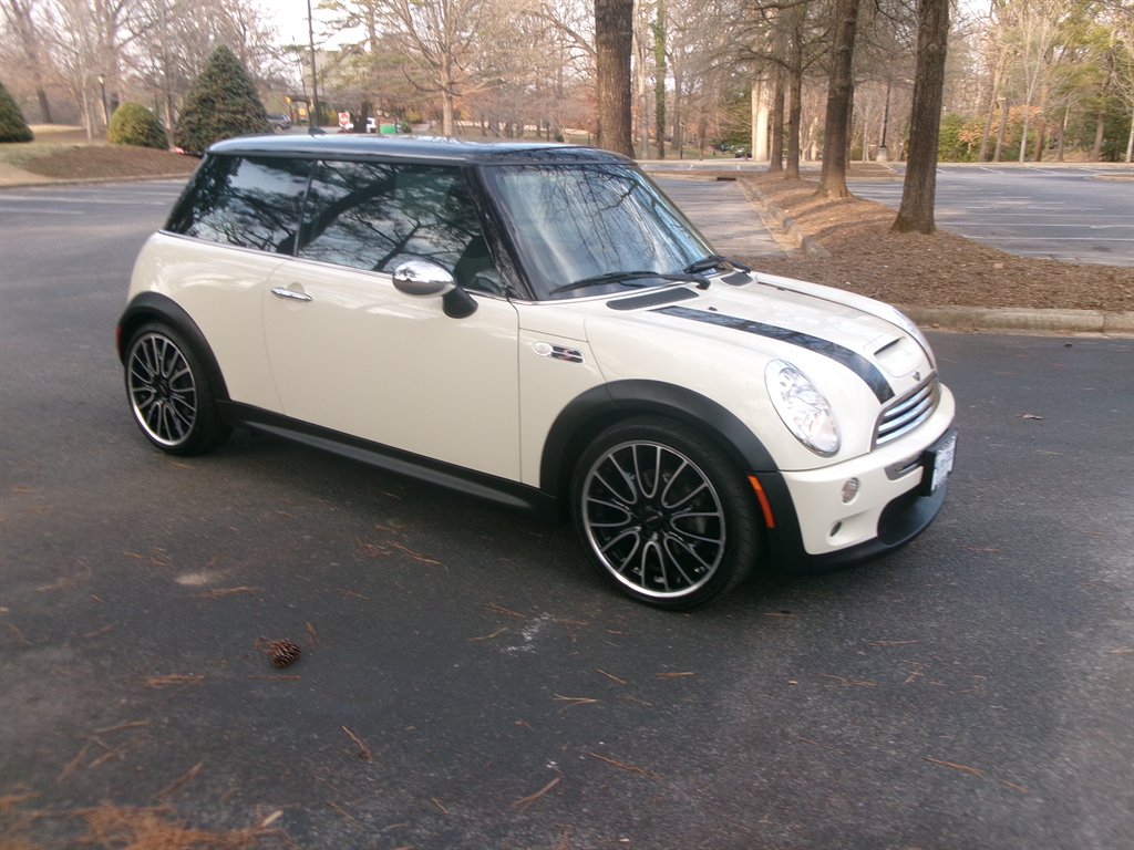 2005 MINI Cooper S photo