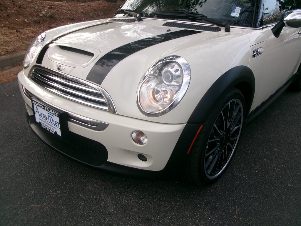 2005 MINI Cooper S photo